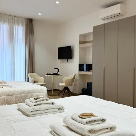 Chich In The Heart Of Historic