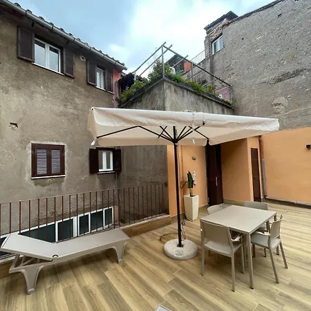 Pensionat Chich In The Heart Of Historic Rom