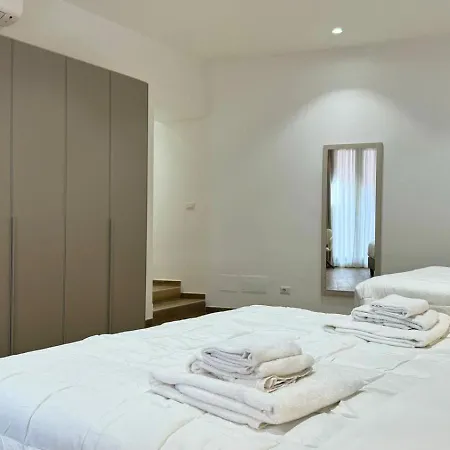 Pensionat Chich In The Heart Of Historic Rom